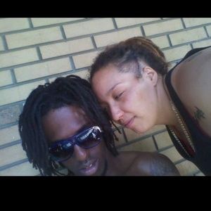 Meet your Posher, Stori